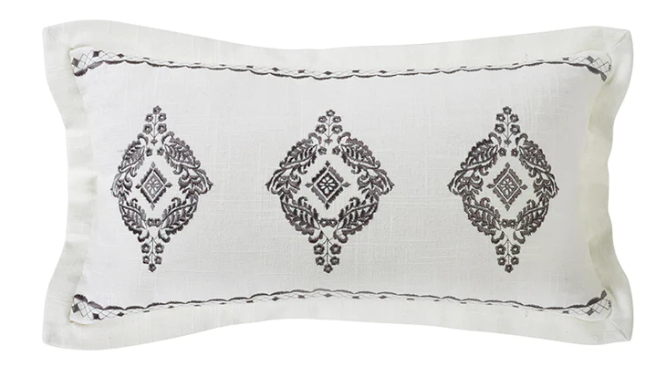 WHITE LINEN PILLOW WITH EMBROIDERED MEDALIONS -WHITE AND GREY