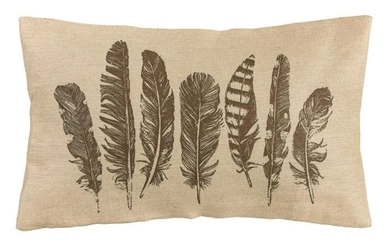 PRINTED FEATHERS ON BURLAP PILLOW