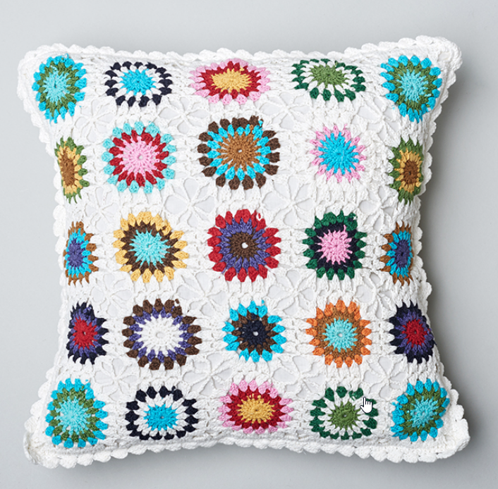 GRANNY CROCHET PILLOW