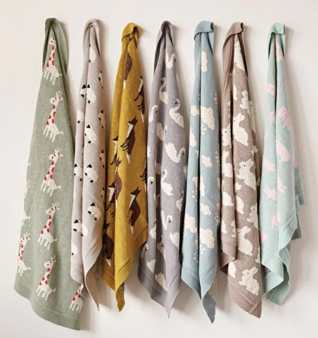 BUNNY KNITTED BABY BLANKET -GREY