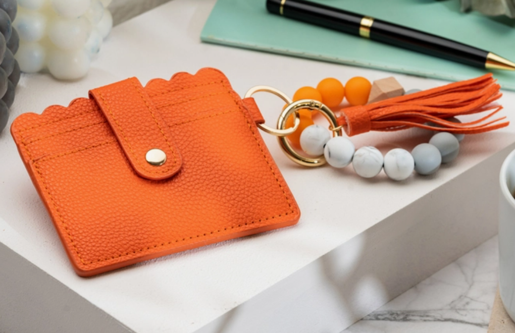 LEATHER KEYCHAIN WALLET WITH WRISTLET BANGLE BRACELET