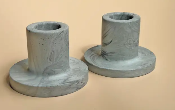 GRAPHITE SHORT CANDLE HOLDER