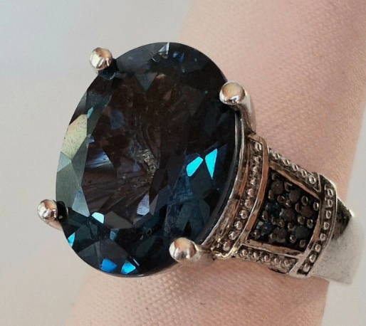 STERLING SILVER LONDON BLUE TOPAZ WITH TEAL DIAMONDS RING