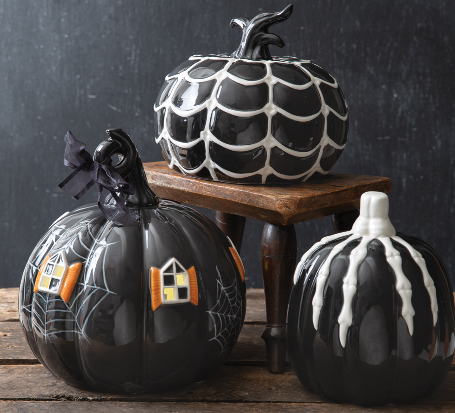 PORCELAIN SPIDERWEB PUMPKIN