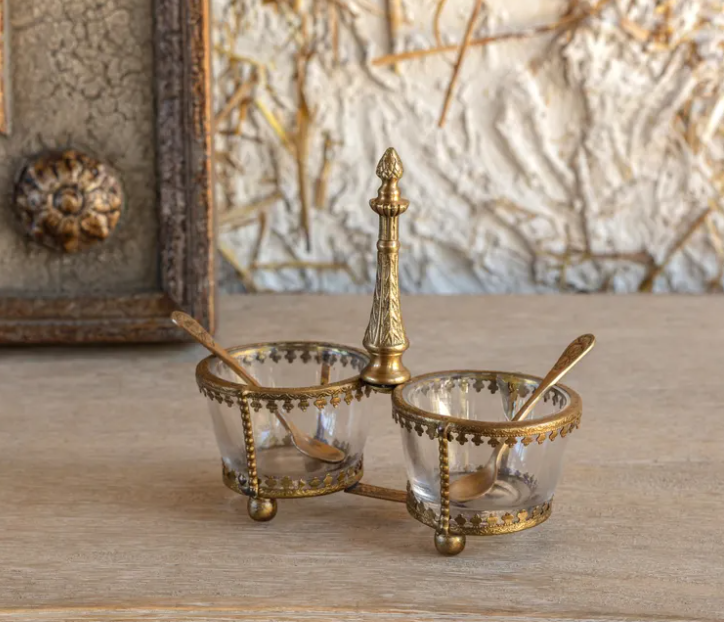 VINTAGE STYLE SALT CELLAR WITH SPOONS