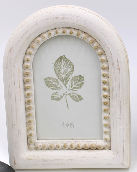 9" ARCHED WOOD BEADED FRAME (4x6) ASSORTED