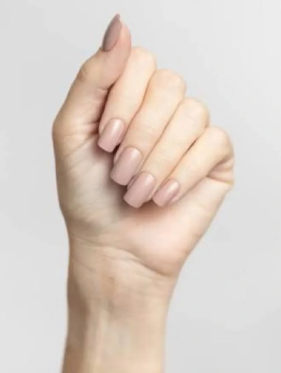 RED ASPEN NAIL DASHES - HARLOW HIKED CANYON LOOP (MEDIUM SQUARE)