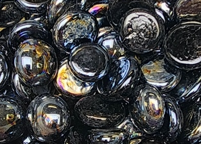 FLAT ACCENT MARBLES + BLACK CHROME