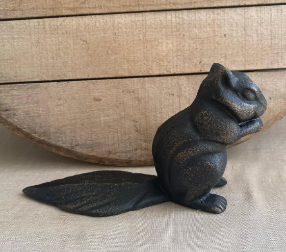 RUSTIC CAST IRON SQUIRREL DOOR STOP