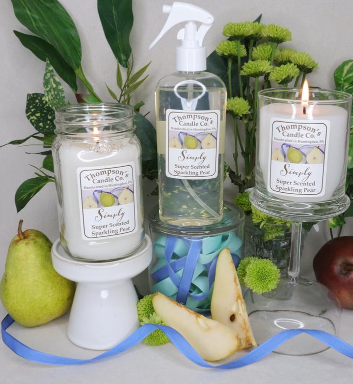 THOMPSON'S CANDLE CO. SUPER SCENTED ORIGINALS- HOLIDAY - SPARKLING PEAR