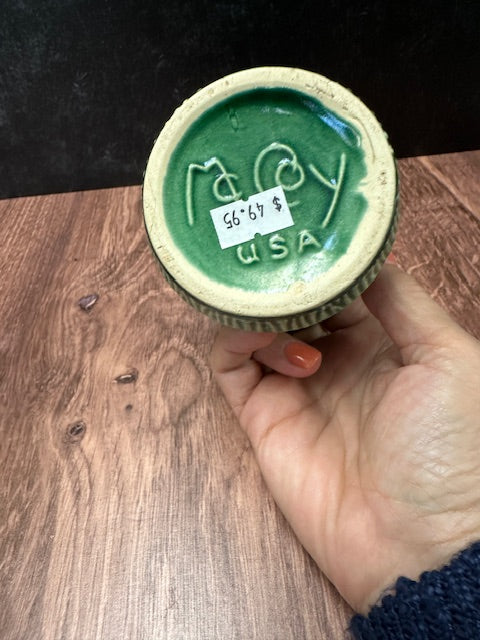 VINTAGE 1940'S MCCOY GREEN PLANTER