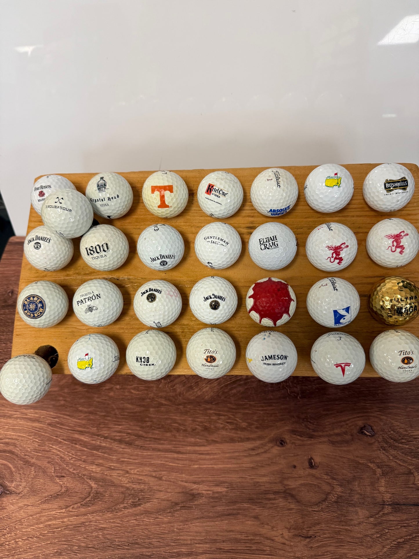 LOCALLY MADE BY JINGO WORKS - GOLF BALL BOTTLE STOPPER
