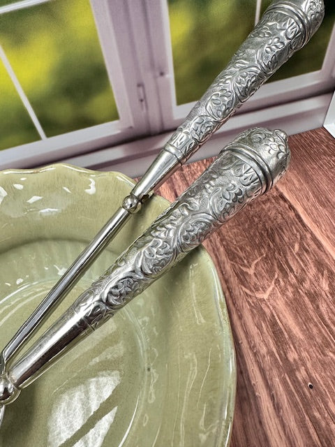 VINTAGE SILVER PLATED RAISED SCROLLWORK HANDLES SALAD SERVING UTENSILS