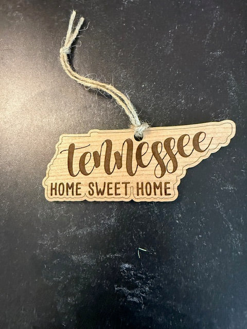 FIDDLE & GRACE CHRISTMAS ORNAMENTS - ASSORTED