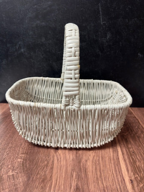 SMALL WHITE PAINTED BASKED 10 1/2" x 7" x 5" DEEP