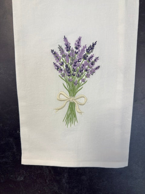 ANNE VAN & CO. EMBROIDERED TEA TOWELS