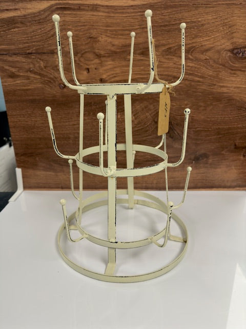 VINTAGE 3 TIERRED MUG STAND