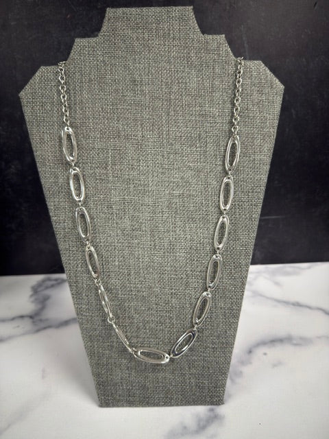 VINTAGE PAPERCLIP CHAIN NECKLACE - ASSORTED