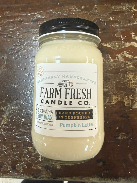 FARM FRESH CANDLE CO. SOY CANDLES AND WAX - HOLIDAY ASSORTED