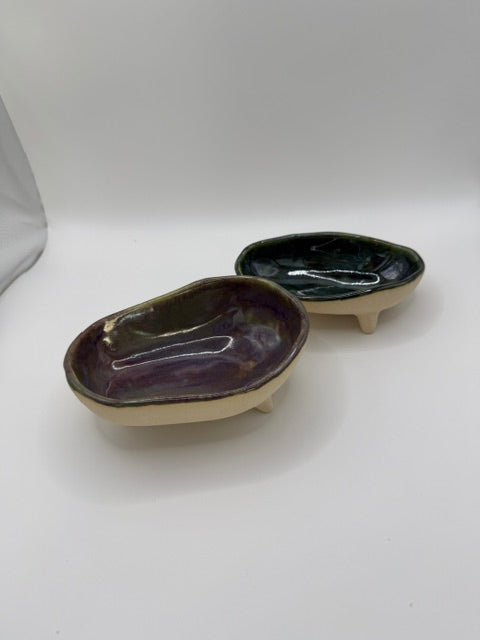 SARAH FORNO POTTERY - TRIPOD DISH