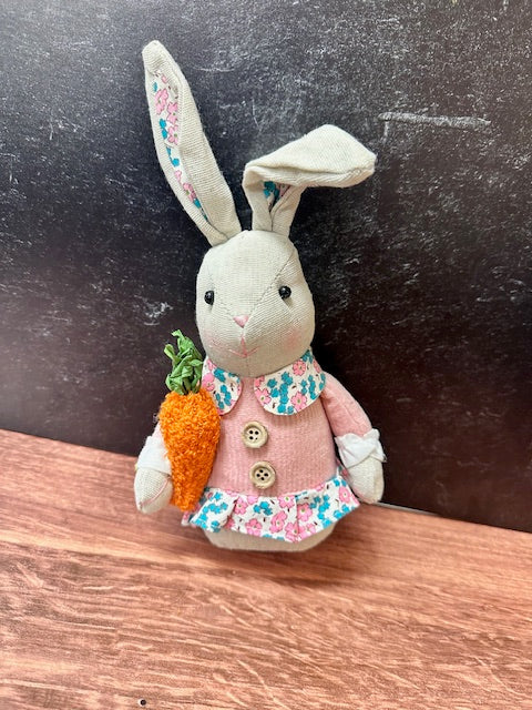 FABRIC RABBIT WITH CARROT - ASSORTED