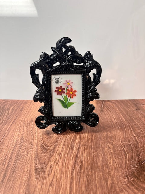 2 1/2" x 3 1/2" PICTURE FRAMES - ASSORTED
