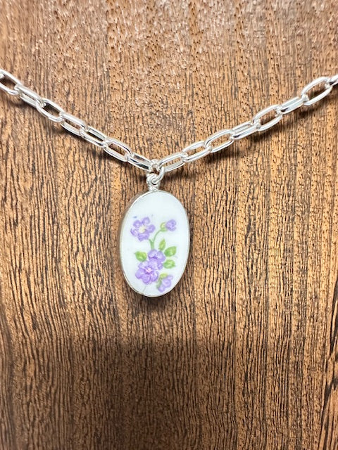 JANNIES JEWELS - NECKLACE 79 FLORAL PORCELAIN PENDANT W/STERLING SILVER - SILVER-PLATED CHAIN