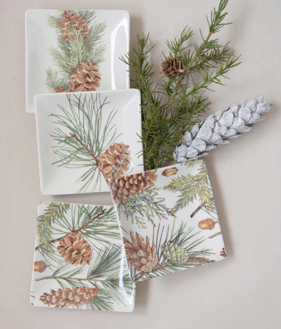 PLATE WITH PINECONES AND PINE NEEDLES - SET OF 4