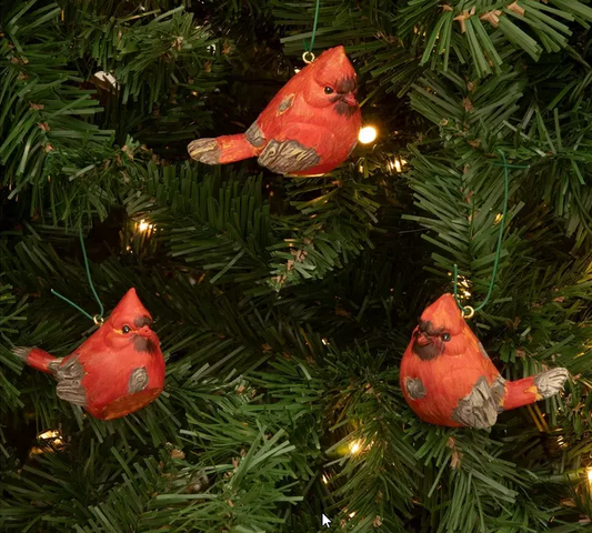 RUSTIC WOODLIKE CARVED CARDINAL ORNAMENTS