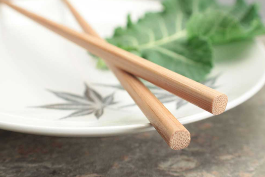 JAPANESE STYLE WOOD AND BAMBOO CHOPSTICKS - SET OF 2 PAIR