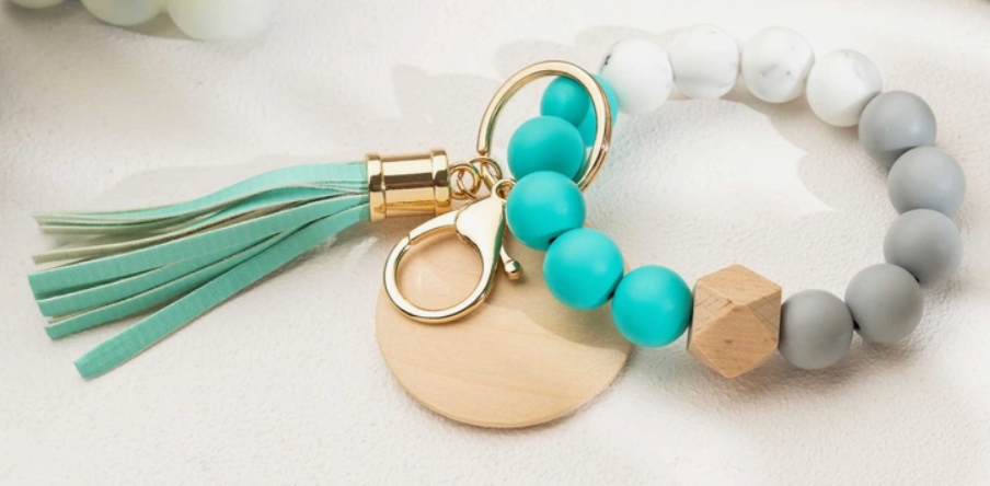 KEYCHAIN WITH WRISTLET BANGLE BRACELET