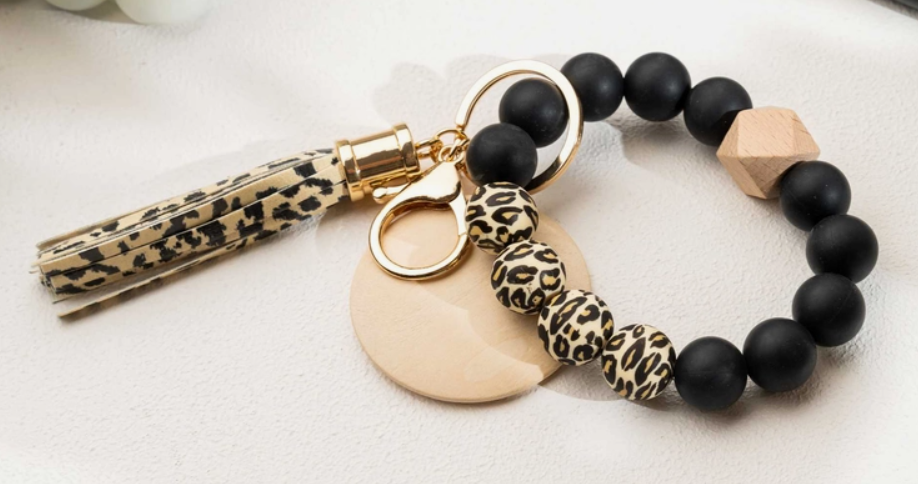 KEYCHAIN WITH WRISTLET BANGLE BRACELET