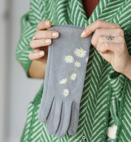 STUDIO HOP DAISY FLOWER GLOVES