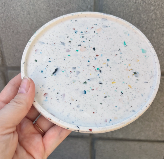 EVERYTHING TERRAZZO ROUND ACCENT TRAY