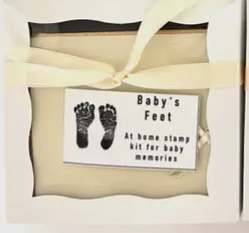 BABY'S FEET STAMP KIT