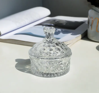 GLASS CONTAINER WITH LID