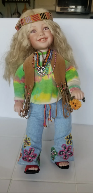 1997 DANBURY MINT HARMONY HIPPIE FLOWER COLLECTOR DOLL BY NANCY LESLIE