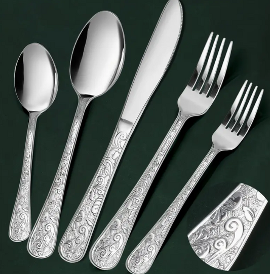 40 PIECE SCROLLED LEAF PATTERN STAINLESS STEEL CUTLERY SET FOR 8