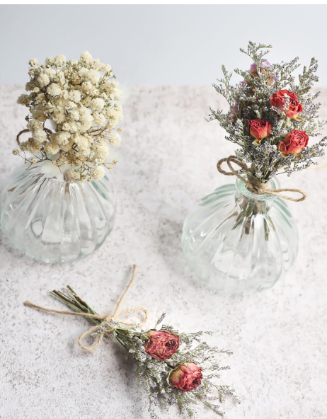 MINI DRIED FLORAL BOUQUETS - ASSORTED