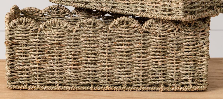 SCALLOPED EDGE SEAGRASS BASKETS