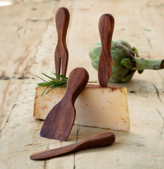 WOODEN CHEESE SERVING SET OF 4