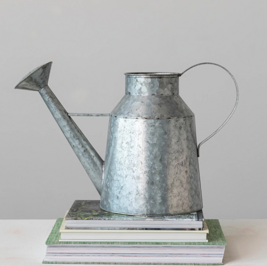 16 1/2 QUART GALVANIZED METAL WATERING CAN