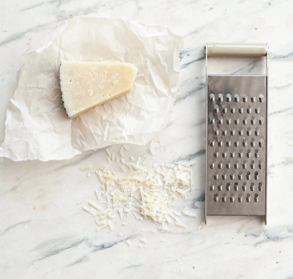 STAINLESS STEEL GRATER WITH ENAMELED MANGO WOOD HANDLE