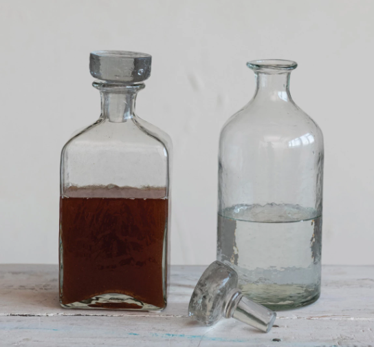 HAMMERED GLASS DECANTER - ASSORTED