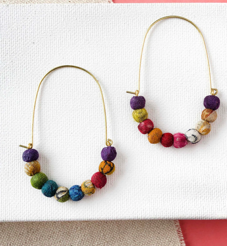 KANTHA ELONGATED WIRE HOOP EARRINGS