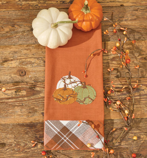 HEIRLOOM AND BITTERSWEET DECORATIVE DISHTOWEL