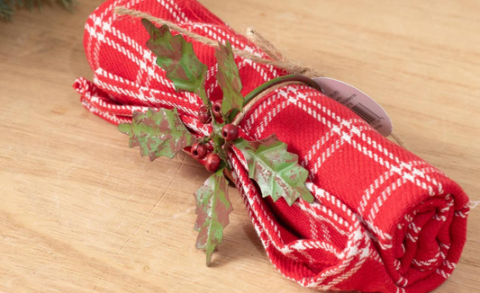 VINTAGE HOLLY NAPKIN RING