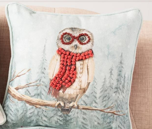 10" COZY CRITTERS HOLIDAY PILLOWS - ASSORTED