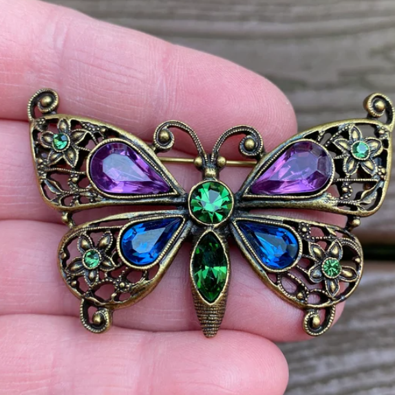 VINTAGE RHINESTONE BUTTERFLY BROOCH