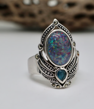 STERLING SILVER AND OPAL RING
